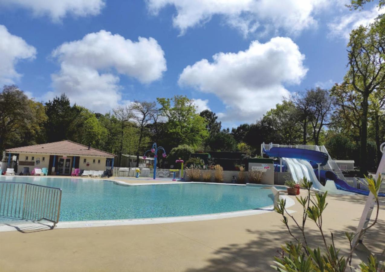 Grand Mobile-Home 45M2 Au Calme Et Au Bord De Mer サン・ブルヴァン・レ・パン エクステリア 写真