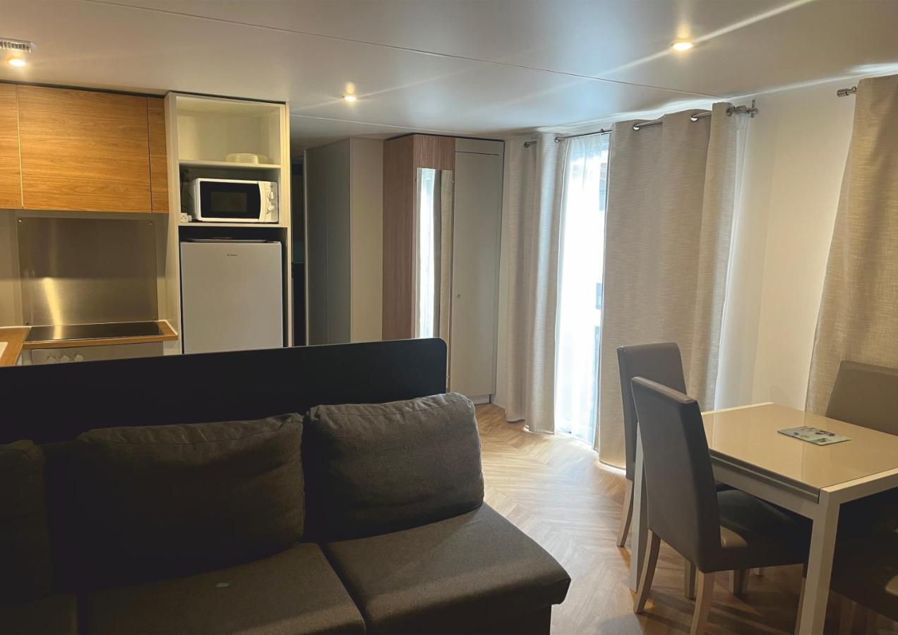 Grand Mobile-Home 45M2 Au Calme Et Au Bord De Mer サン・ブルヴァン・レ・パン エクステリア 写真