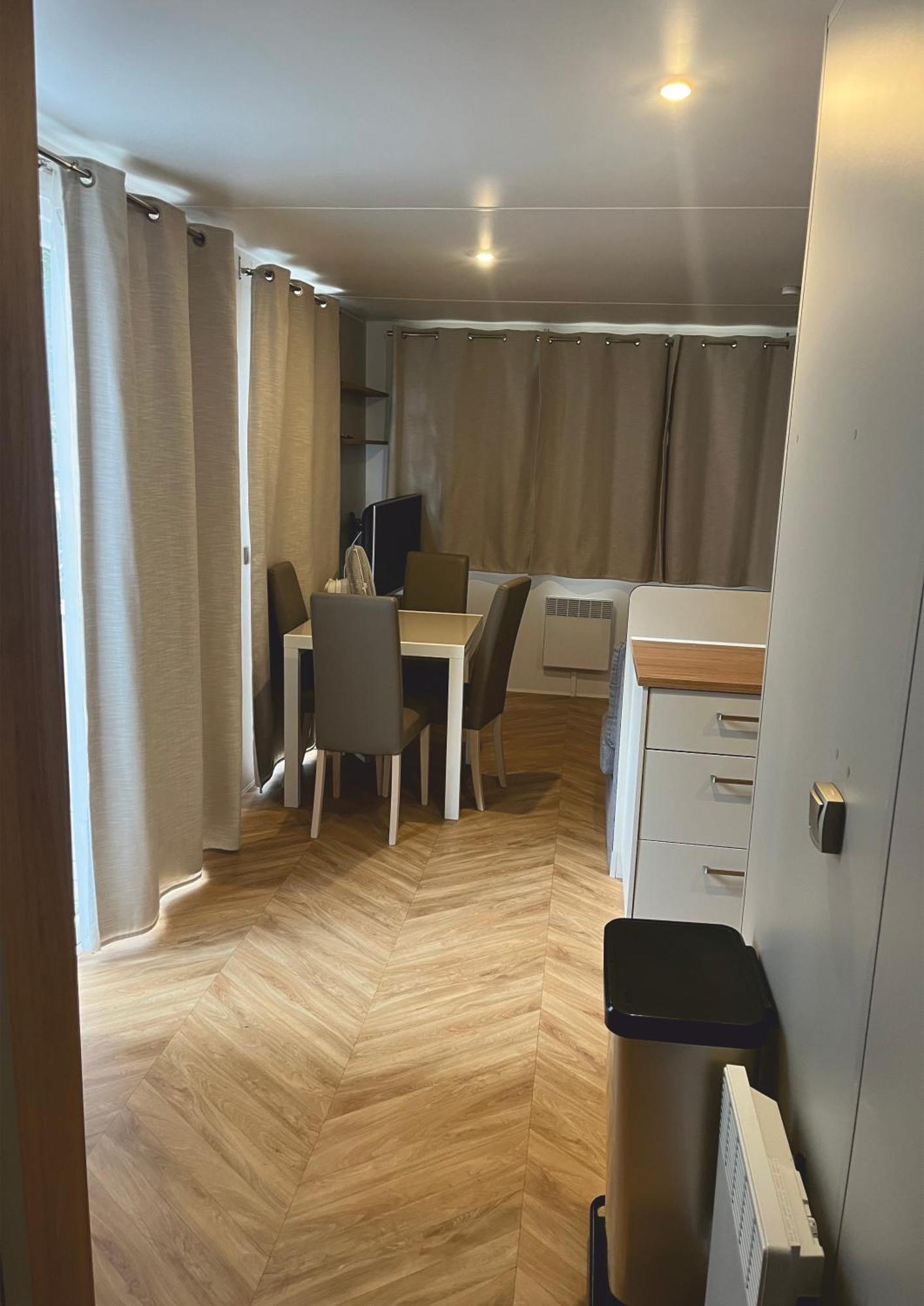 Grand Mobile-Home 45M2 Au Calme Et Au Bord De Mer サン・ブルヴァン・レ・パン エクステリア 写真