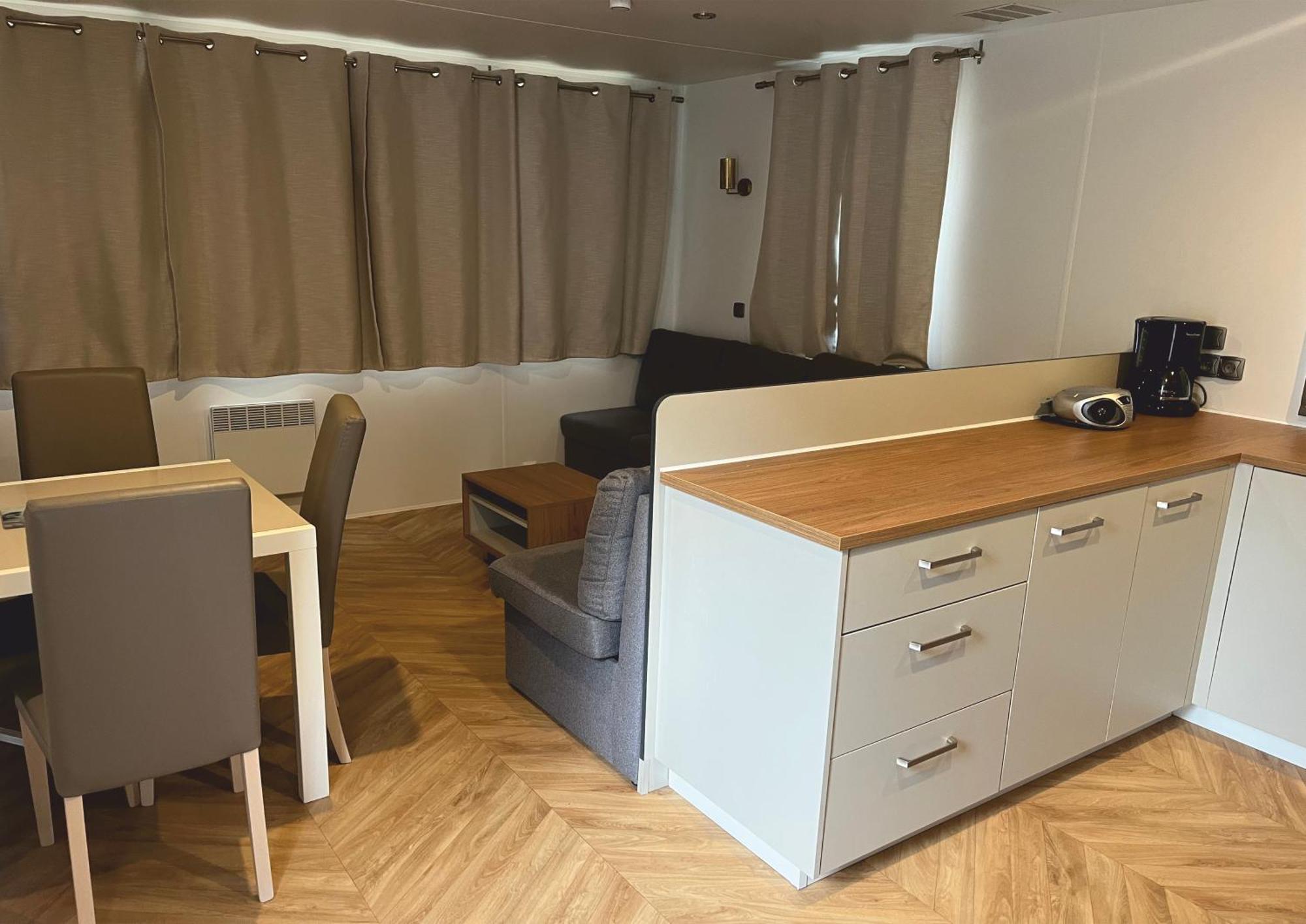 Grand Mobile-Home 45M2 Au Calme Et Au Bord De Mer サン・ブルヴァン・レ・パン エクステリア 写真